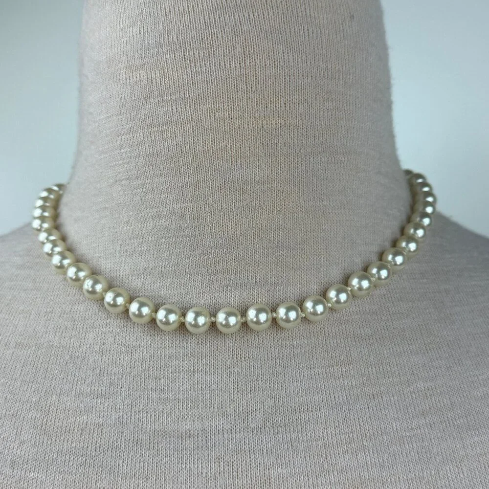 Vintage Faux Pearl Beaded Necklace Knotted 18